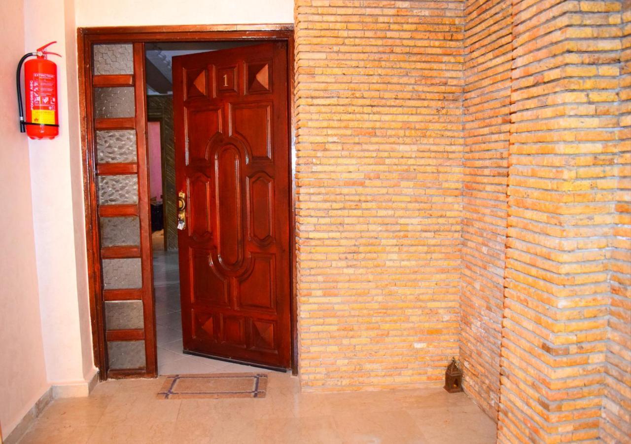 Tamraght House Bay Hostel Ngoại thất bức ảnh