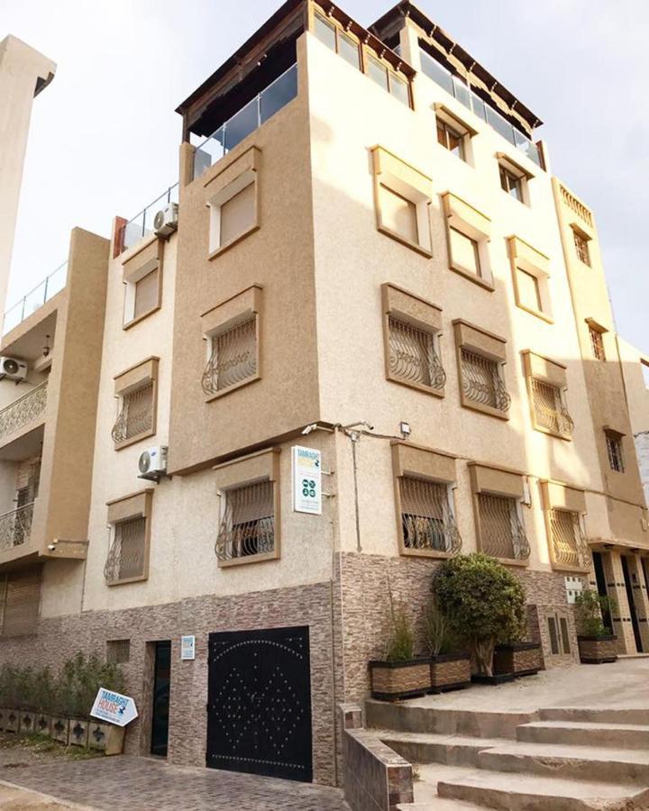 Tamraght House Bay Hostel Ngoại thất bức ảnh